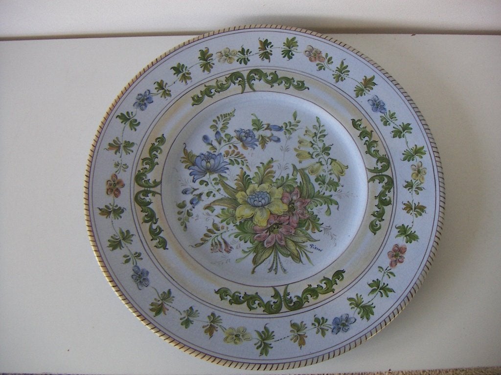 Plateel keramiek schaal jr.ca.1920. Gesigneerd met Pierro., Geglazuurd, Porselein of Keramiek, Schaal, Rond