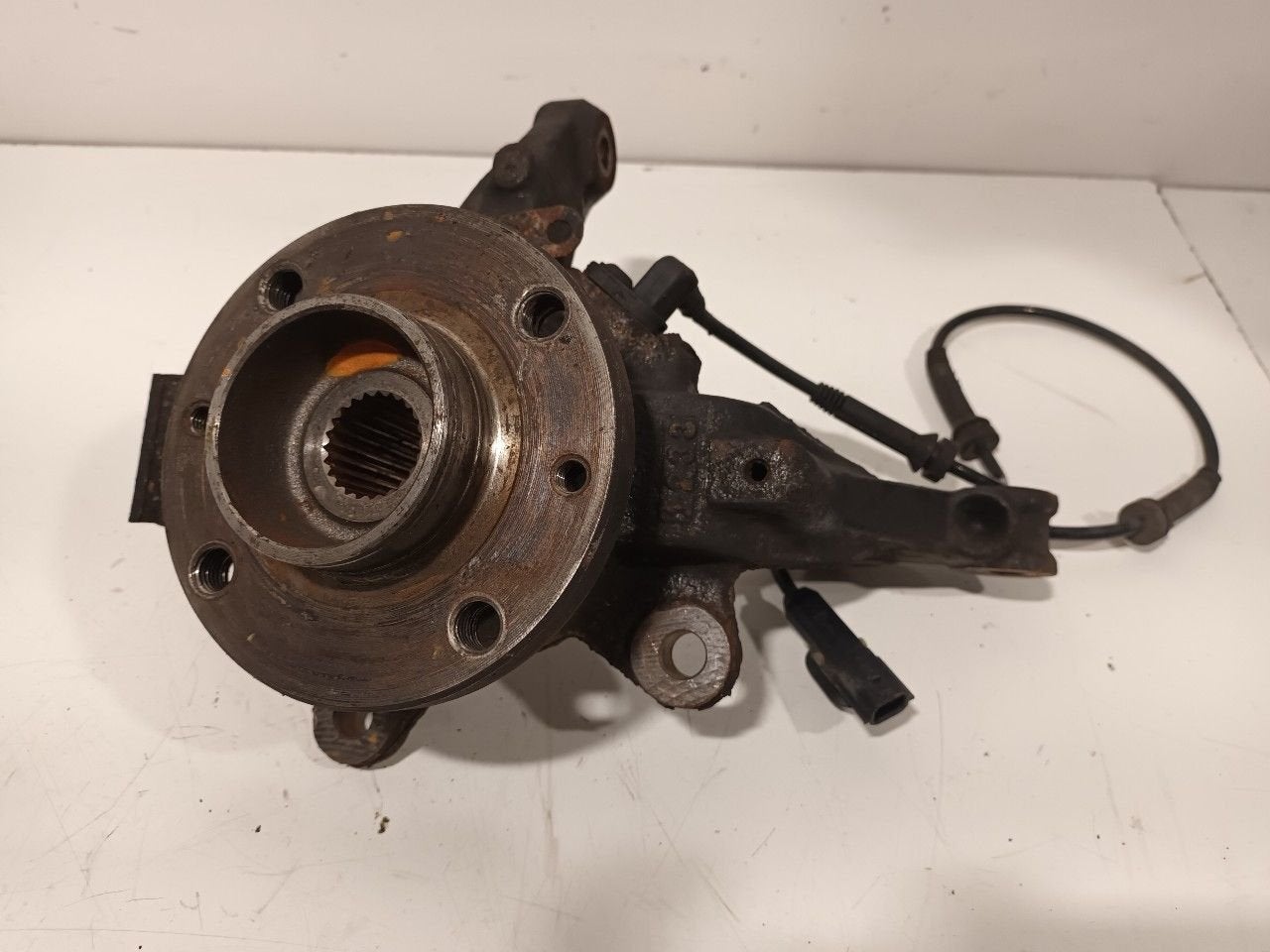 Wielnaaf rechts voor Renault Clio, Onderdelen@venauto.nl, Van der Ven Autorecycling B.V., Gebruikt, Ettenseweg 76, 4706 PB Roosendaal, The Netherlands