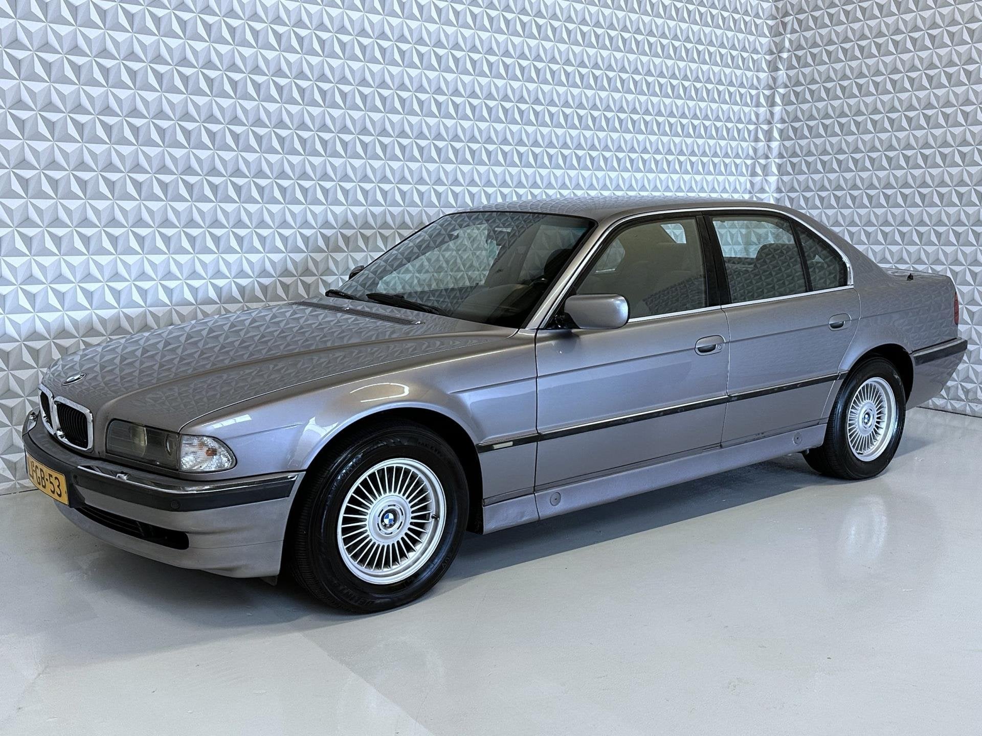 BMW 7-serie 750i V12 Youngtimer PDC Stoelverwarming Clmate+C, foto 4