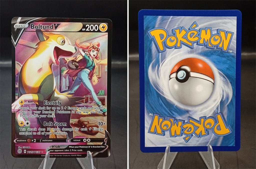 Boltund V Brilliant Stars (BRS TG13) - Near Mint, Hobby en Vrije tijd, Verzamelkaartspellen | Pokémon, Ophalen of Verzenden, Zo goed als nieuw