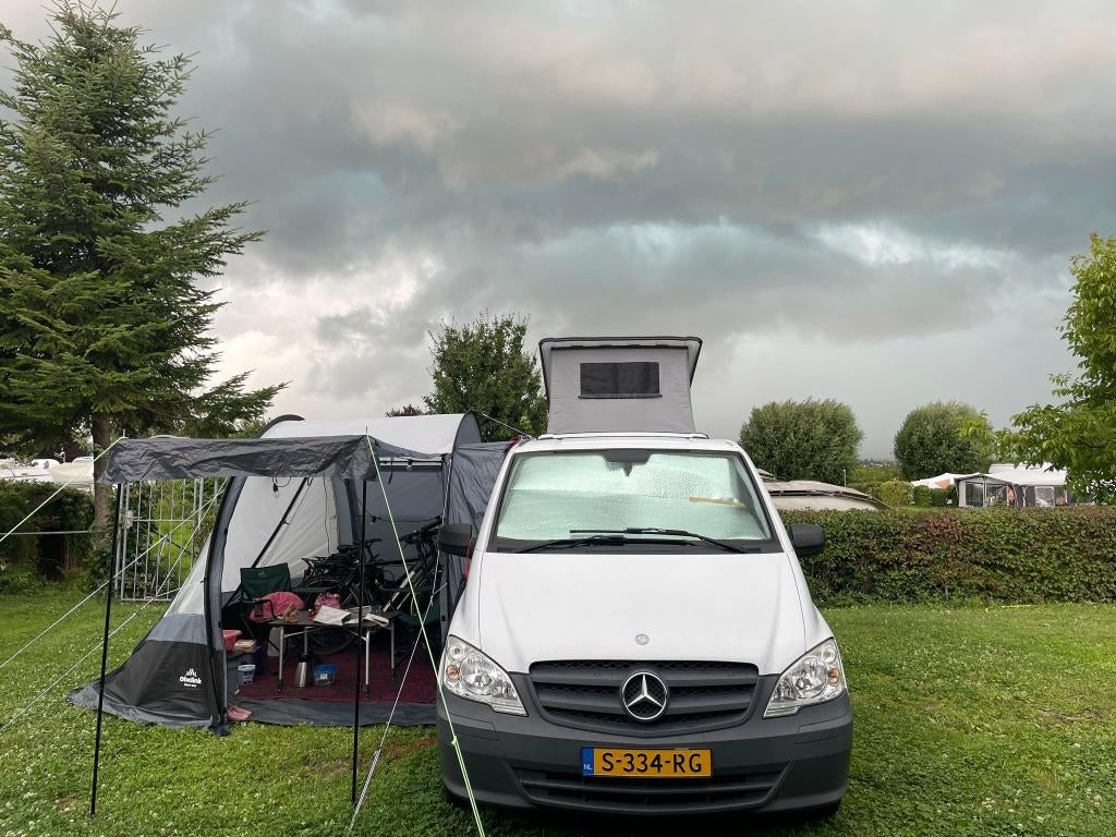 Camperbus Mercedes Vito (2011), Caravans en Kamperen, Campers, Chemisch toilet, Buscamper of Camperbus, Luifel, Koelkast