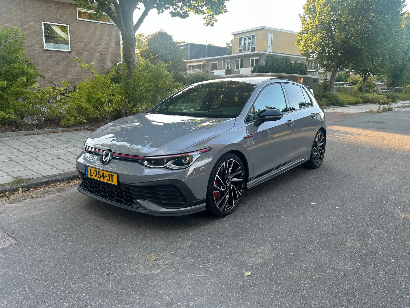 Volkswagen Golf 8 gti Clubsport inruil mogelijk, Auto's, Zwart, 4 cilinders, 1984 cc, 14 km/l