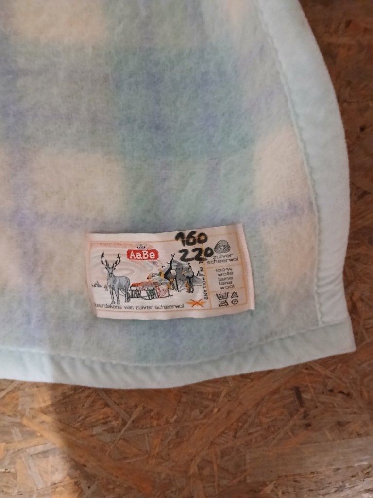 AaBe wollen deken 160x220 cm, Huis en Inrichting, Woonaccessoires | Plaids en Woondekens, Gebruikt, Wol, 200 cm, 160 cm