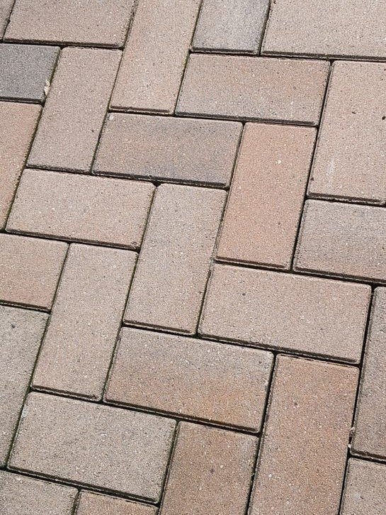 Gebruikte tegels voor tuin: 20x10x6 cm en 10x10x6 cm, Ophalen, Zo goed als nieuw