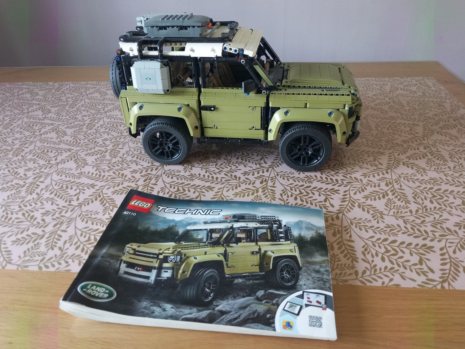 lego technic 42110 land rover, Ophalen of Verzenden, Zo goed als nieuw, Complete set, Lego
