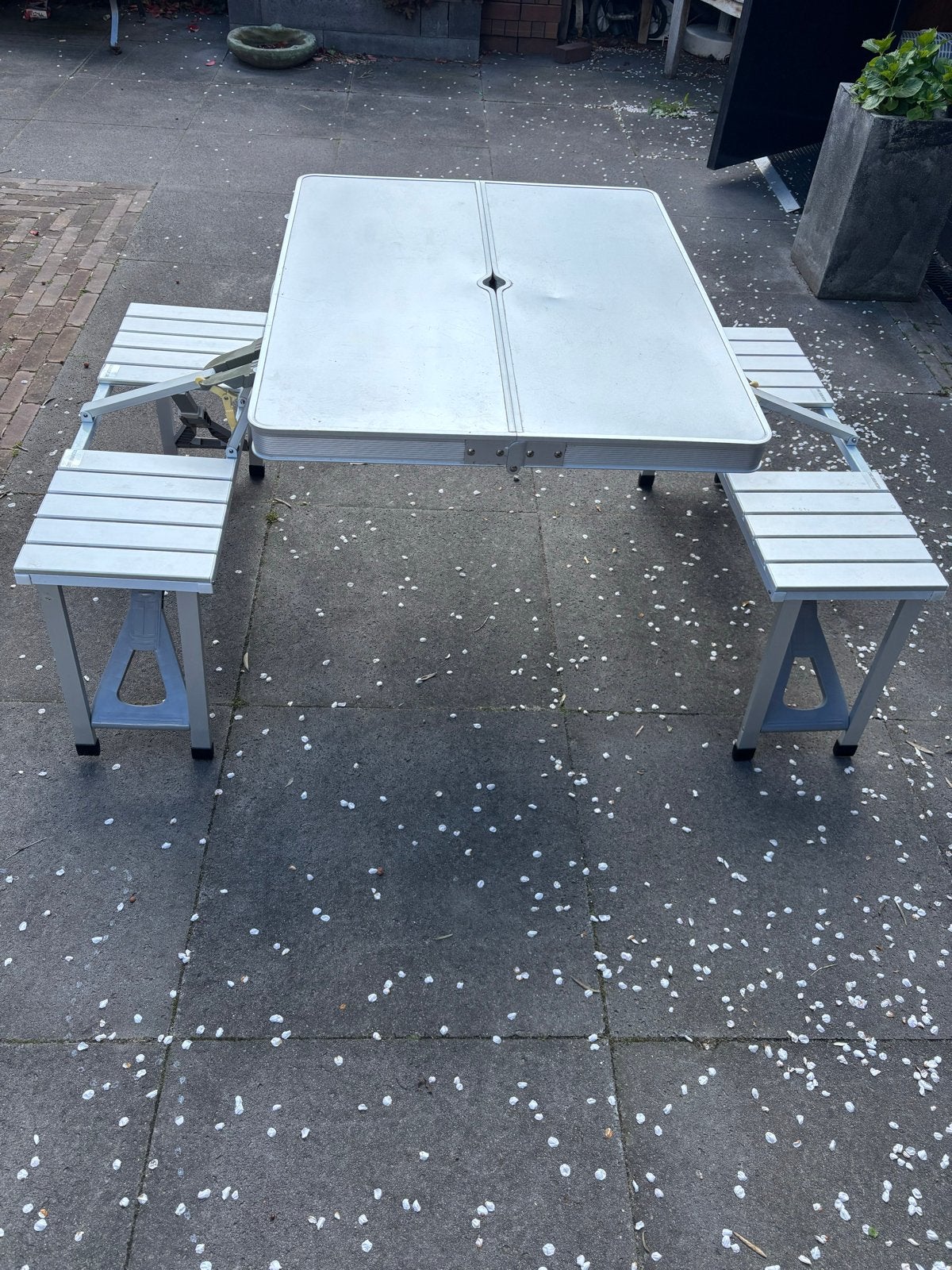 Inklapbare Aluminium Picknicktafel met Parasolhouder, Tuin en Terras, Picknicktafels, Vierkant, Aluminium, Ophalen of Verzenden