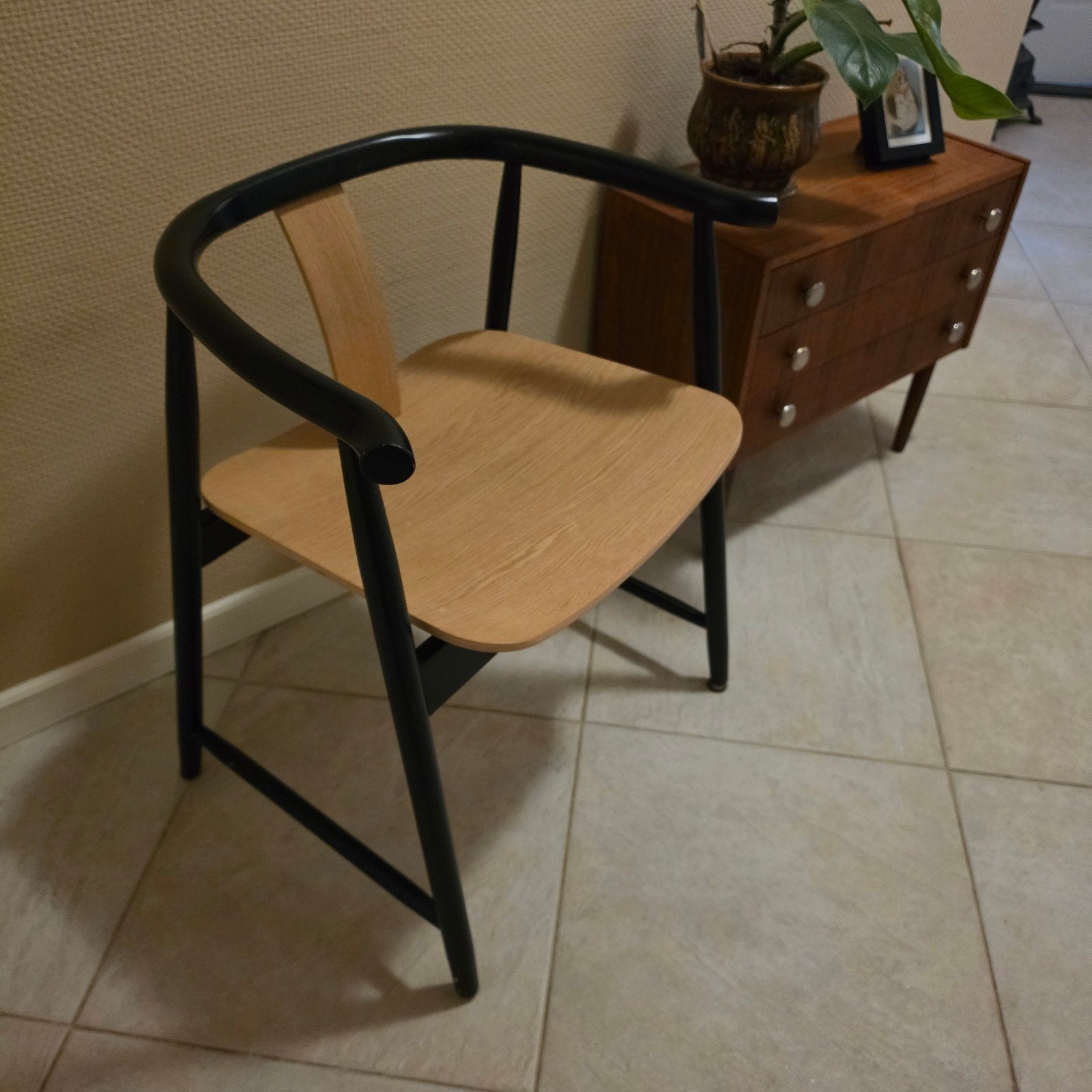 IKEA Trendig 2013 Armstoel Fauteuil Design Zwart Eiken, Ophalen of Verzenden, Gebruikt, Zwart, Eén
