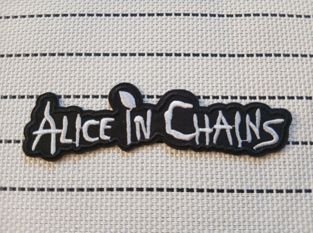 Alice In Chains €3 aanbieding shaped logo patch a22 rock, Ophalen of Verzenden, Nieuw, Kleding