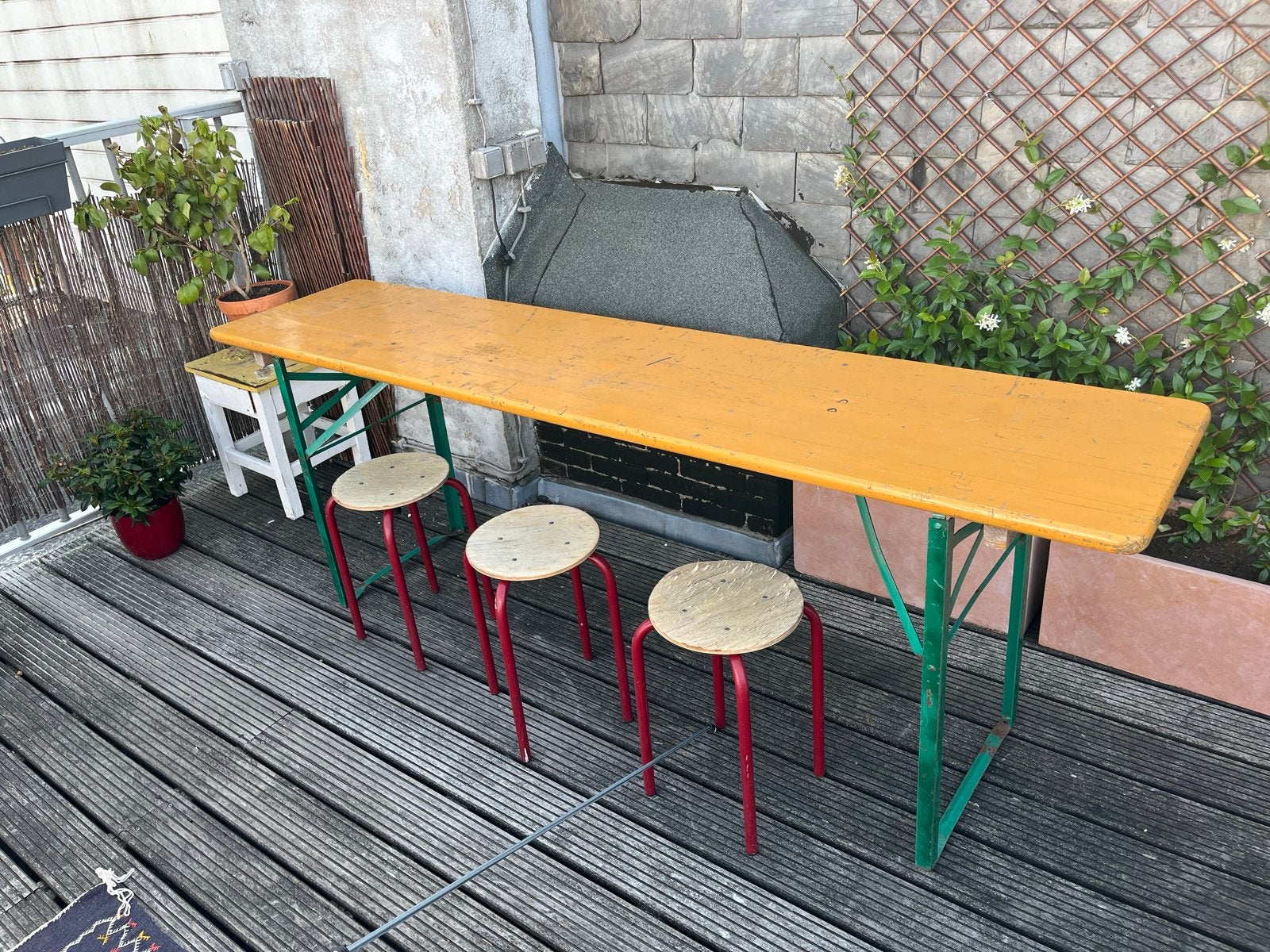 Vintage biertafel met 3 krukjes - Van Dijk en Ko, Ophalen of Verzenden, Gebruikt, Rechthoekig, Hout