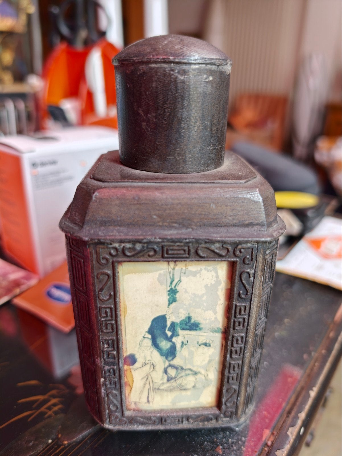 Antieke Chinese theepot met decoratieve panelen, Ophalen of Verzenden