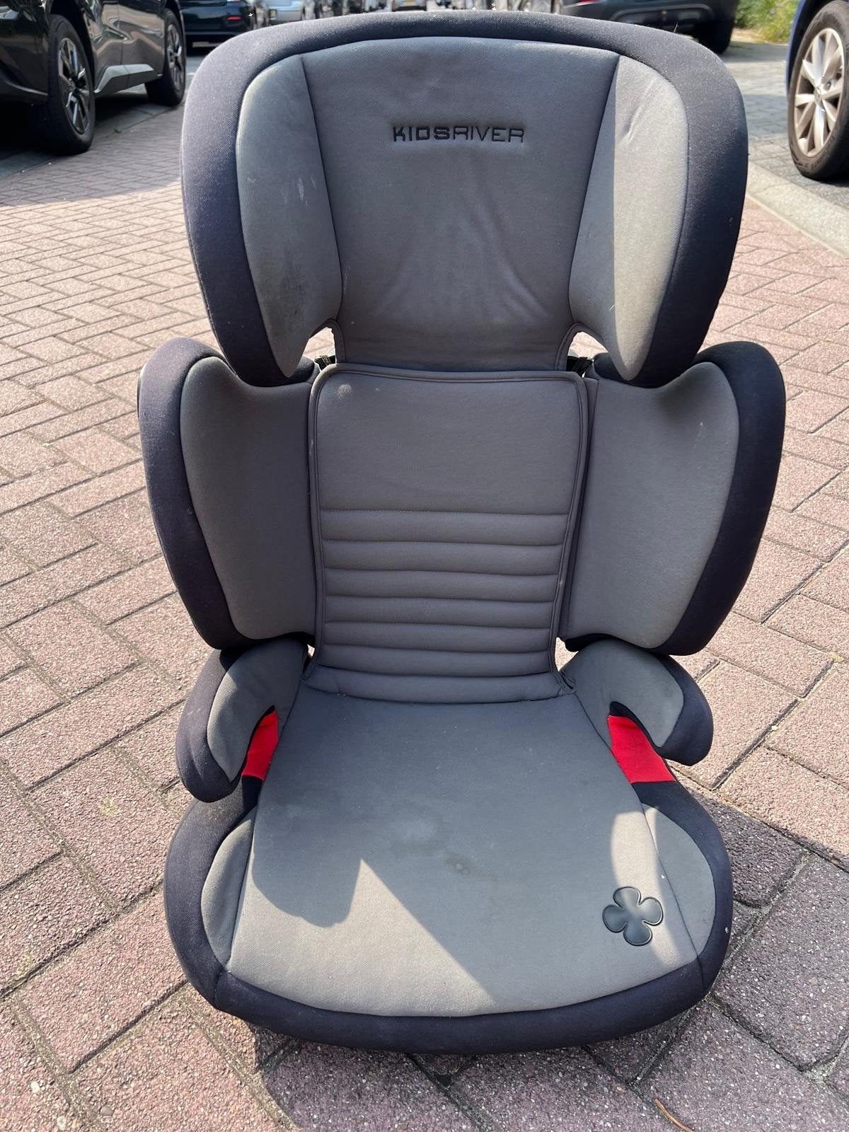 Kinderautostoel Kidsriver - Gebruikt, met autogordel, 15 t/m 36 kg, Zijbescherming, Ophalen, Overige merken