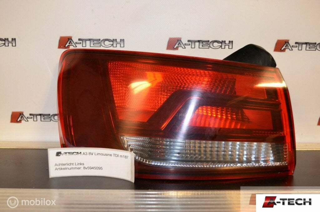 Achterlicht links Audi A3 Limousine 8V ('13-'18) 8v5945095, Auto-onderdelen, Verlichting, Audi, Gebruikt, Audi, Ophalen of Verzenden