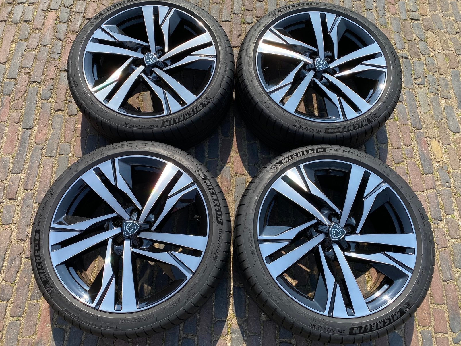 ALS NIEUWE 19” Peugeot 508 GT velgen + Michelin Pilot Sport4, Auto-onderdelen, Banden en Velgen, 19 inch, Banden en Velgen, Nieuw