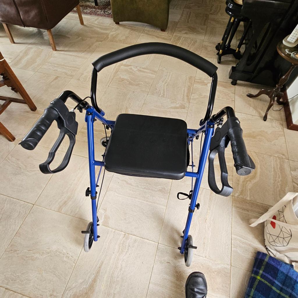 Rollator, voor binnen, Ophalen, Gebruikt