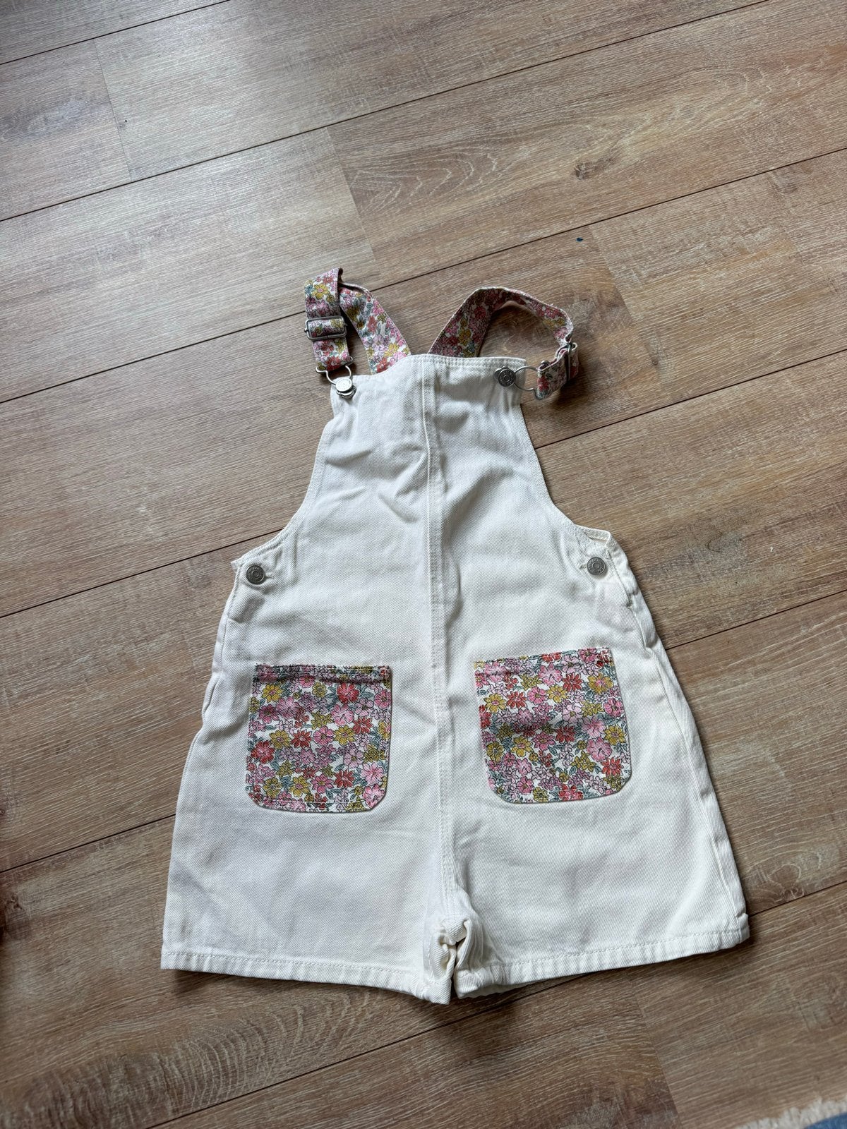 Zara baby denim tuinbroekje met bloemenprint, Ophalen of Verzenden, Zo goed als nieuw, Meisje