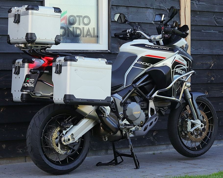 DUCATI MULTISTRADA 1200 ENDURO (bj 2018) Termignoni, DUCATI, 2 cilinders, 1198 cc, Motorrijbewijs A