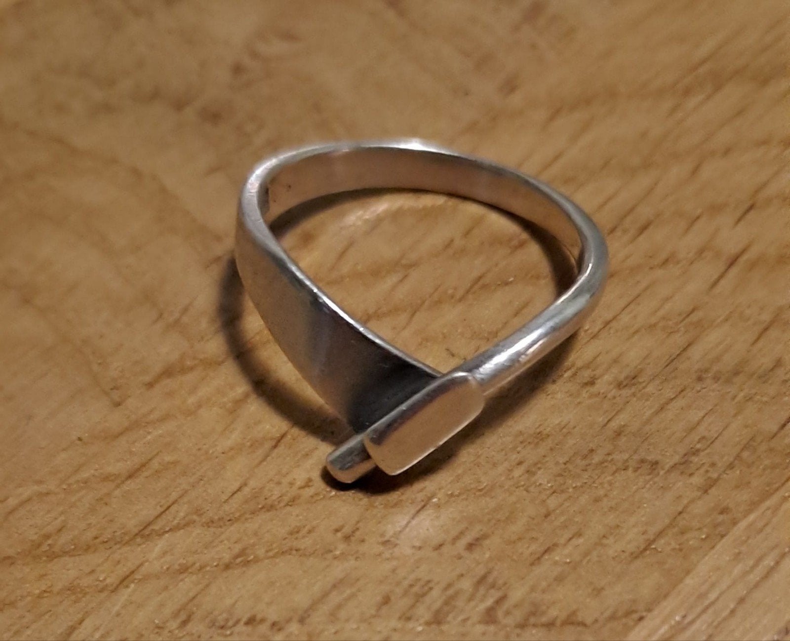 zilveren ring, tijdloos design, 18 tot 19, Ophalen of Verzenden, Dame, Zilver