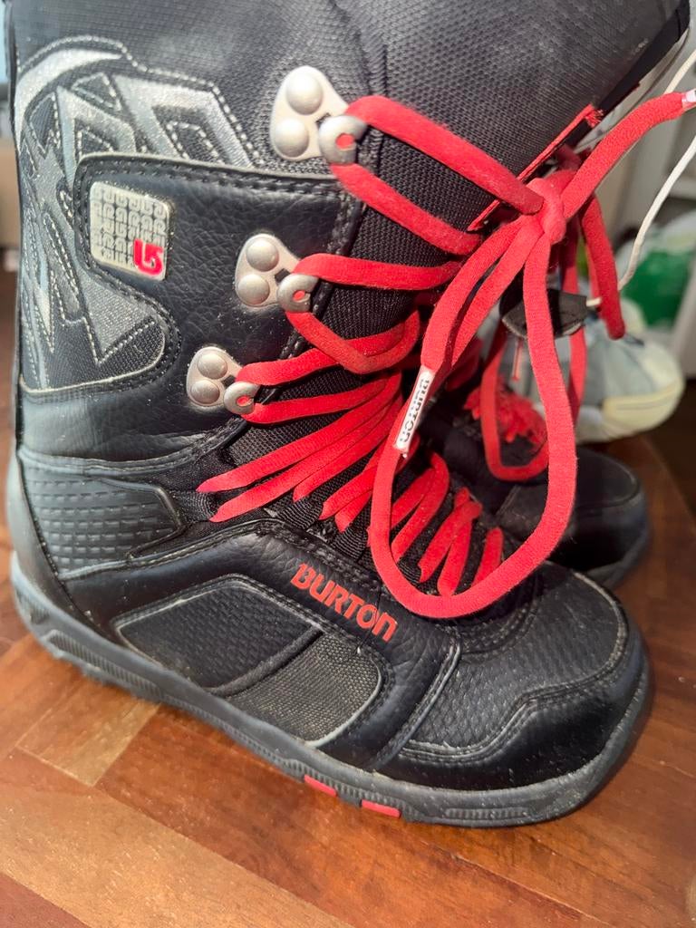 Burton snowboard schoenen - Maat 40, Sport en Fitness, Snowboarden, Ophalen, Gebruikt, Schoenen