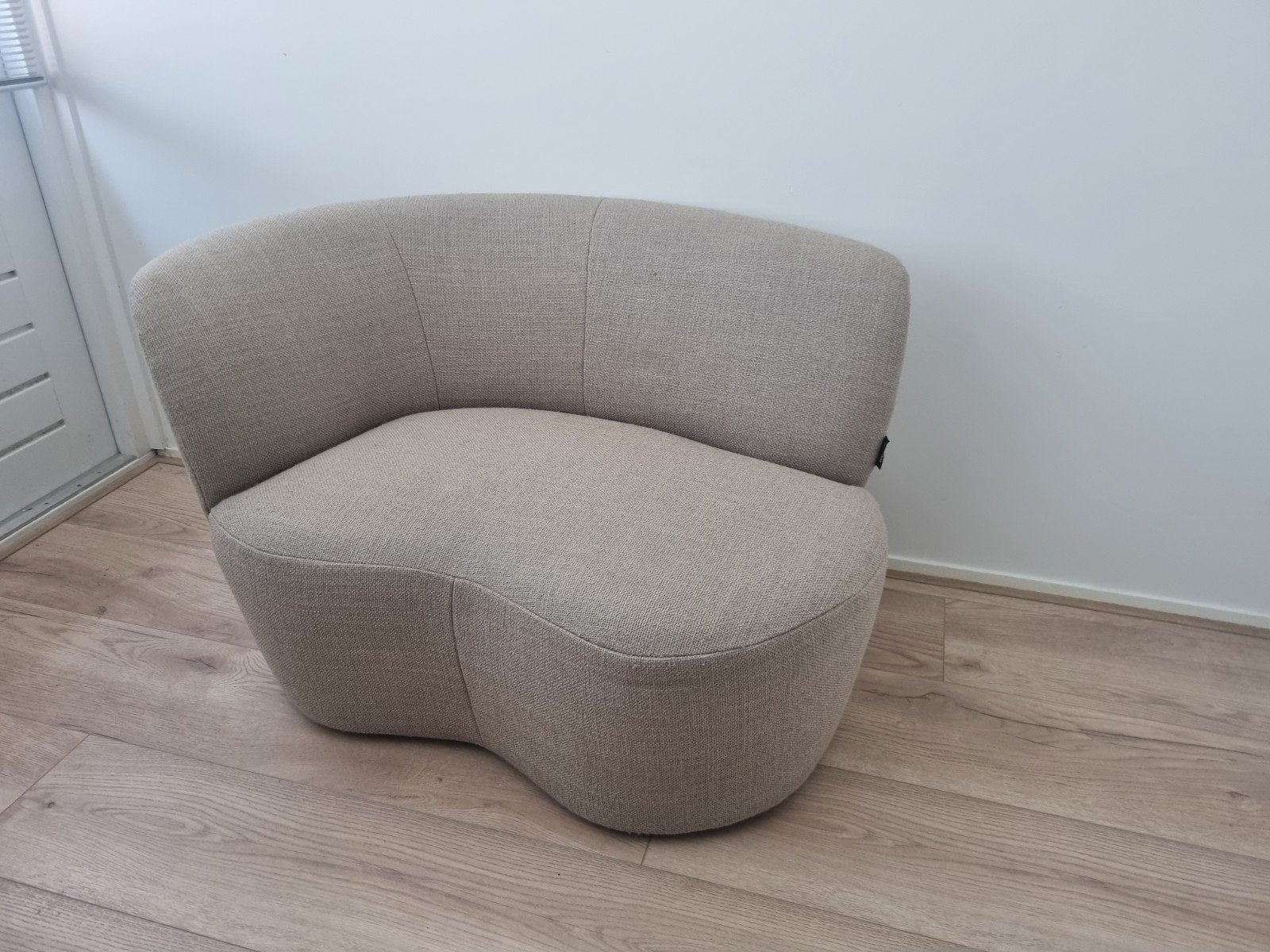 Stijlvolle fauteuil van Karwei - Zo goed als nieuw, Ophalen, Bruin, Zo goed als nieuw, Modern, Organisch