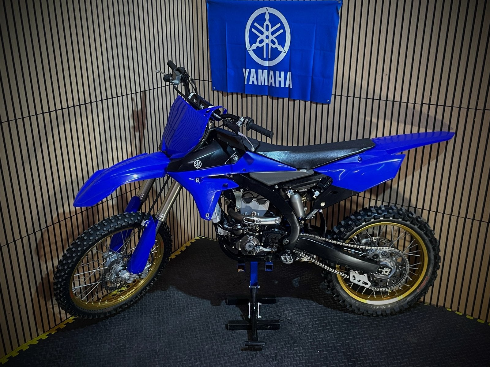 Yamaha YZF 250 4 takt - 2016 - Nieuwstaat! - SM Pro velgen, Fietsen en Brommers, Ophalen of Verzenden, Zo goed als nieuw, Yamaha