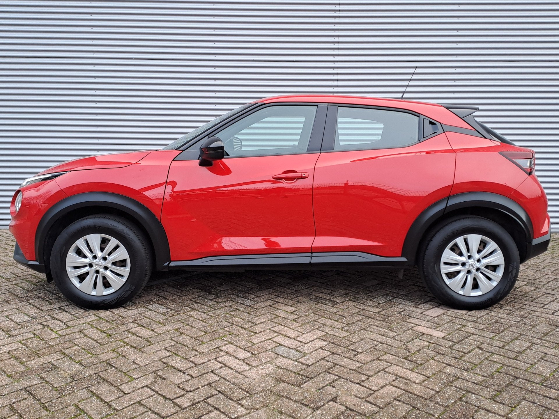 Nissan Juke 1.0 DIG-T Visia | Airco | Cruise | Dab | Bluetoo, Auto's, Voorwielaandrijving, 12 maanden, Stof, Euro 6