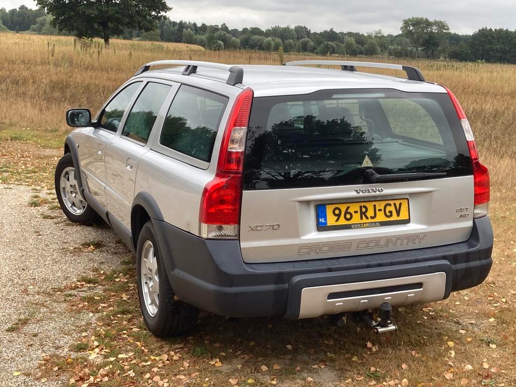 Volvo XC70 2.5 T AWD 2005 Grijs, XC70, 2521 cc, Stationwagon, Handgeschakeld