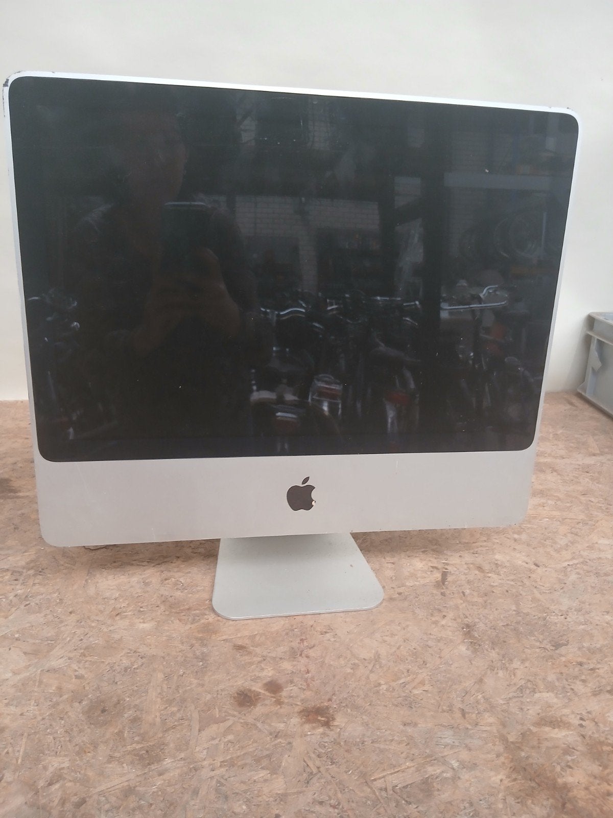 Apple iMac - Werking Onbekend, Computers en Software, Apple Desktops, Niet werkend, iMac, Onbekend, Onbekend, Minder dan 4 GB