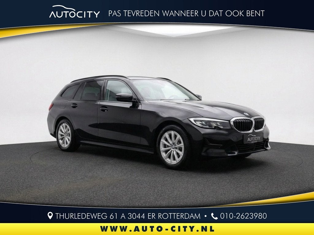 BMW 3 Serie Touring 330e Plug-in Hybrid Pano l Leder l Drive, Auto's, BMW, Automaat, 1998 cc, Gebruikt, Euro 6
