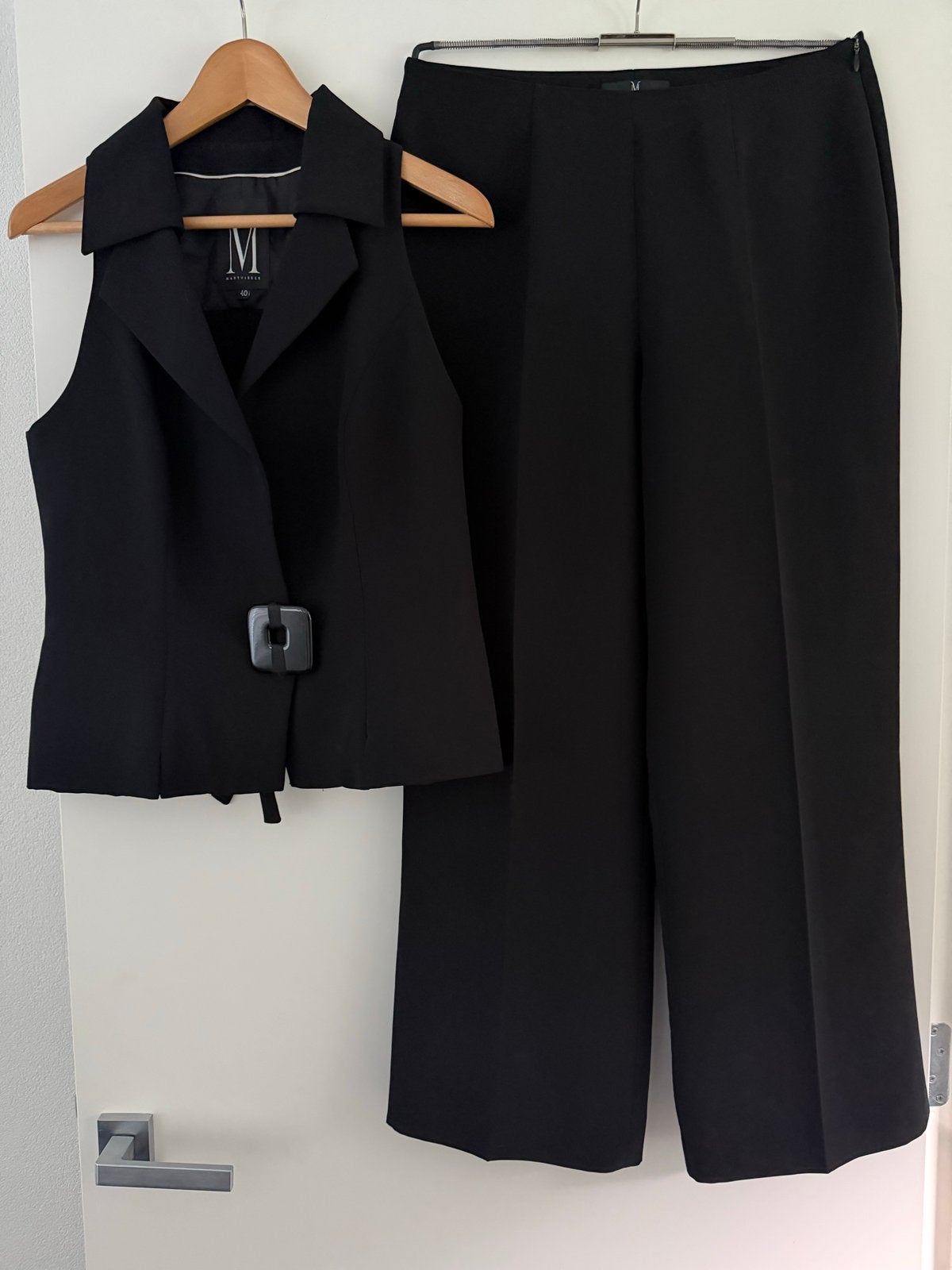 Mart Visser broek en gilet set - Zwart, Kleding | Dames, Ophalen of Verzenden, Zo goed als nieuw, Maat 38/40 (M), Zwart