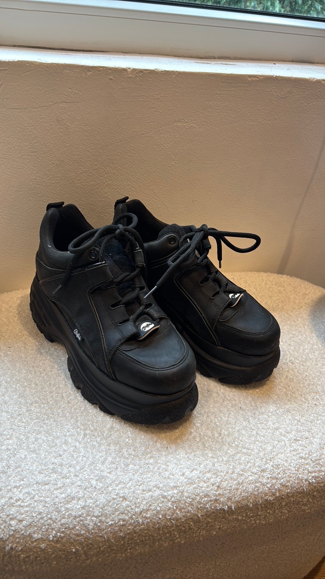 Buffalo london sneakers (size 40), Kleding | Dames, Schoenen, Zwart, Ophalen of Verzenden, Sneakers of Gympen, Zo goed als nieuw