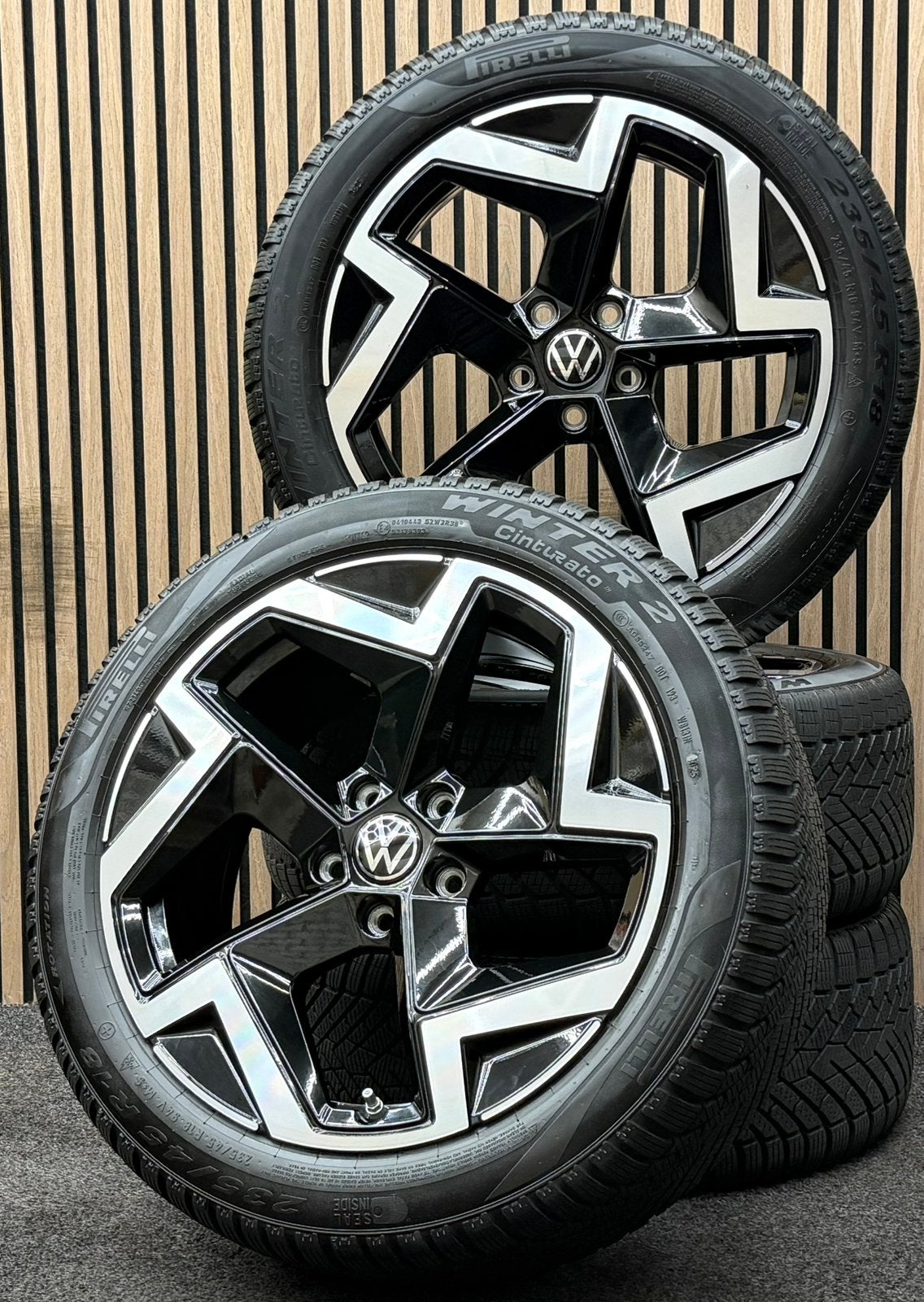 ZGAN! Originele 18 inch VW Passat Coventry 5x112 Pirelli ‘25, Auto-onderdelen, Ophalen, 18 inch, ., Banden en Velgen
