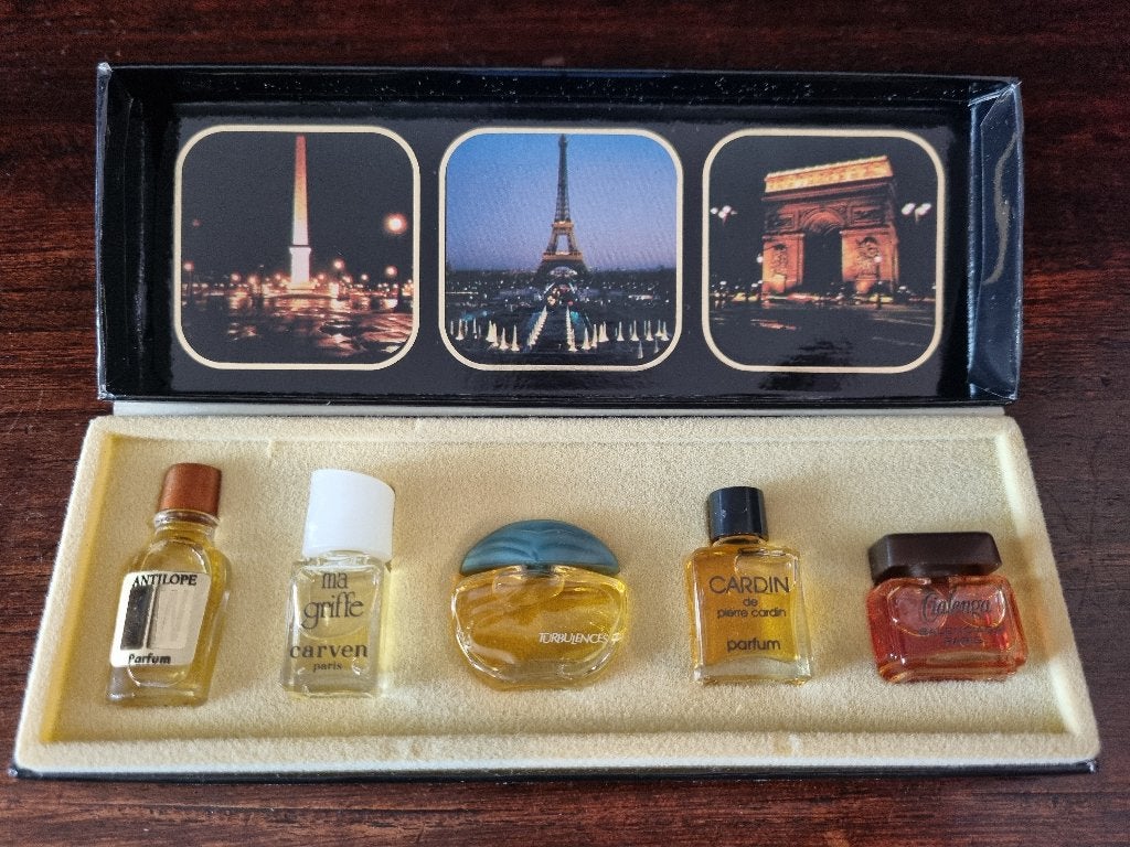 Vintage Miniatuur  Parfum Flesjes in cassette., Ophalen of Verzenden, Zo goed als nieuw, Miniatuur, Gevuld