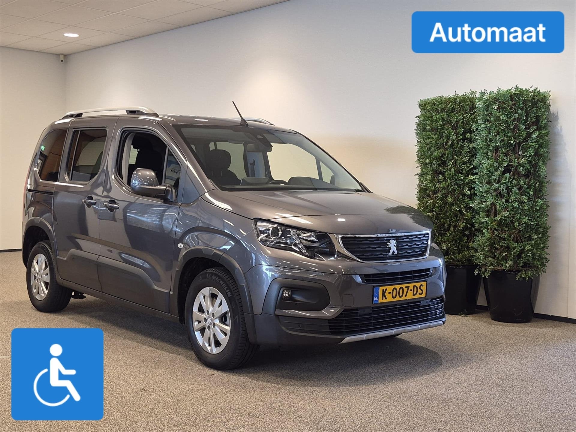 Peugeot Rifter Rolstoelauto Automaat 3+1 of 5+0, Automaat, 12 maanden, Stof, Gebruikt
