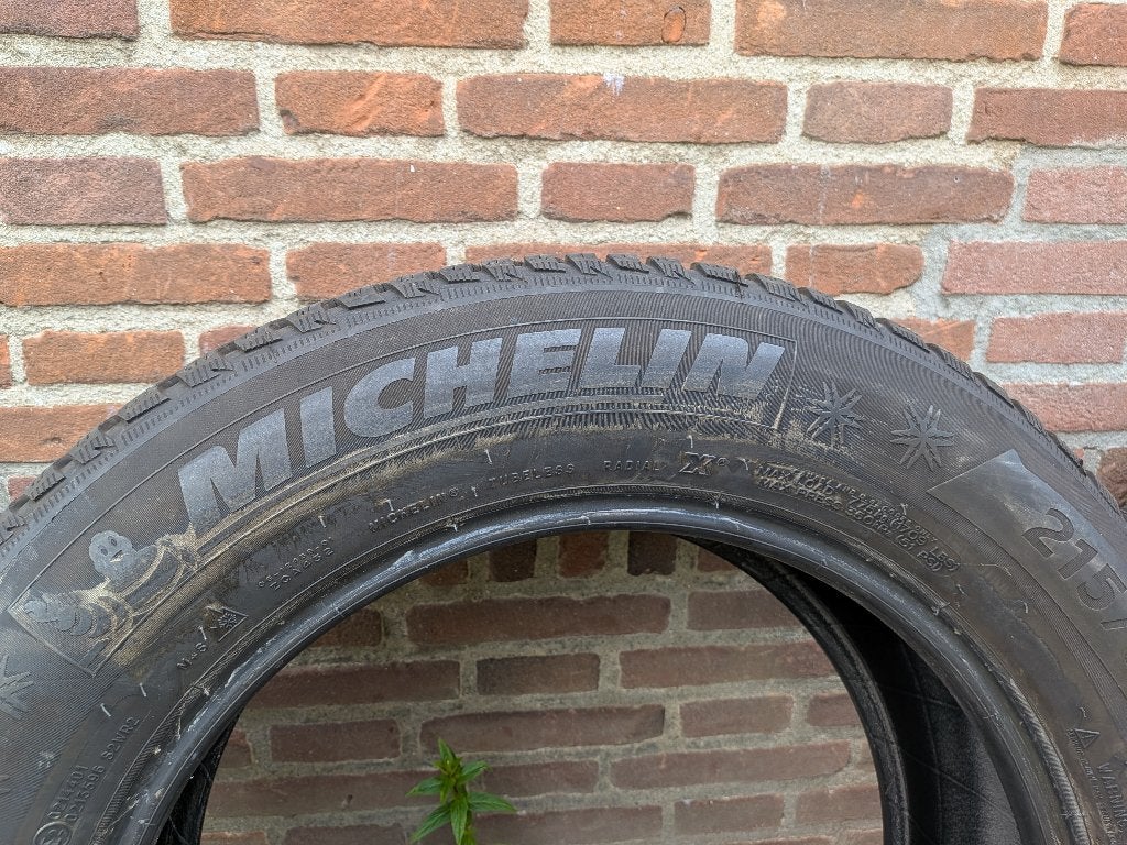 Winter tires for sale!, Ophalen, Banden en Velgen, 17 inch, Winterbanden