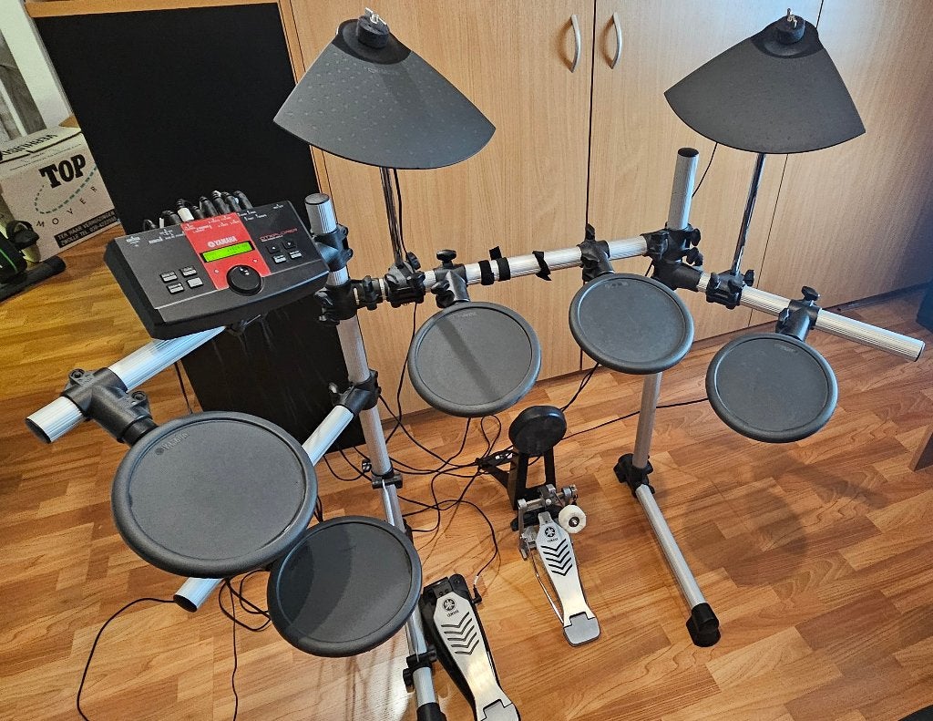Yamaha DTXplorer Elektronisch Drumstel + 30W Drum monitor, Muziek en Instrumenten, Drumstellen en Slagwerk, Ophalen, Gebruikt