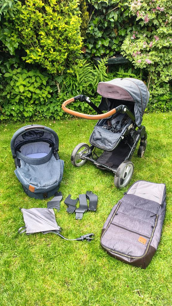 Mutsy kinderwagen met toebehoren, Ophalen, Gebruikt, Mutsy