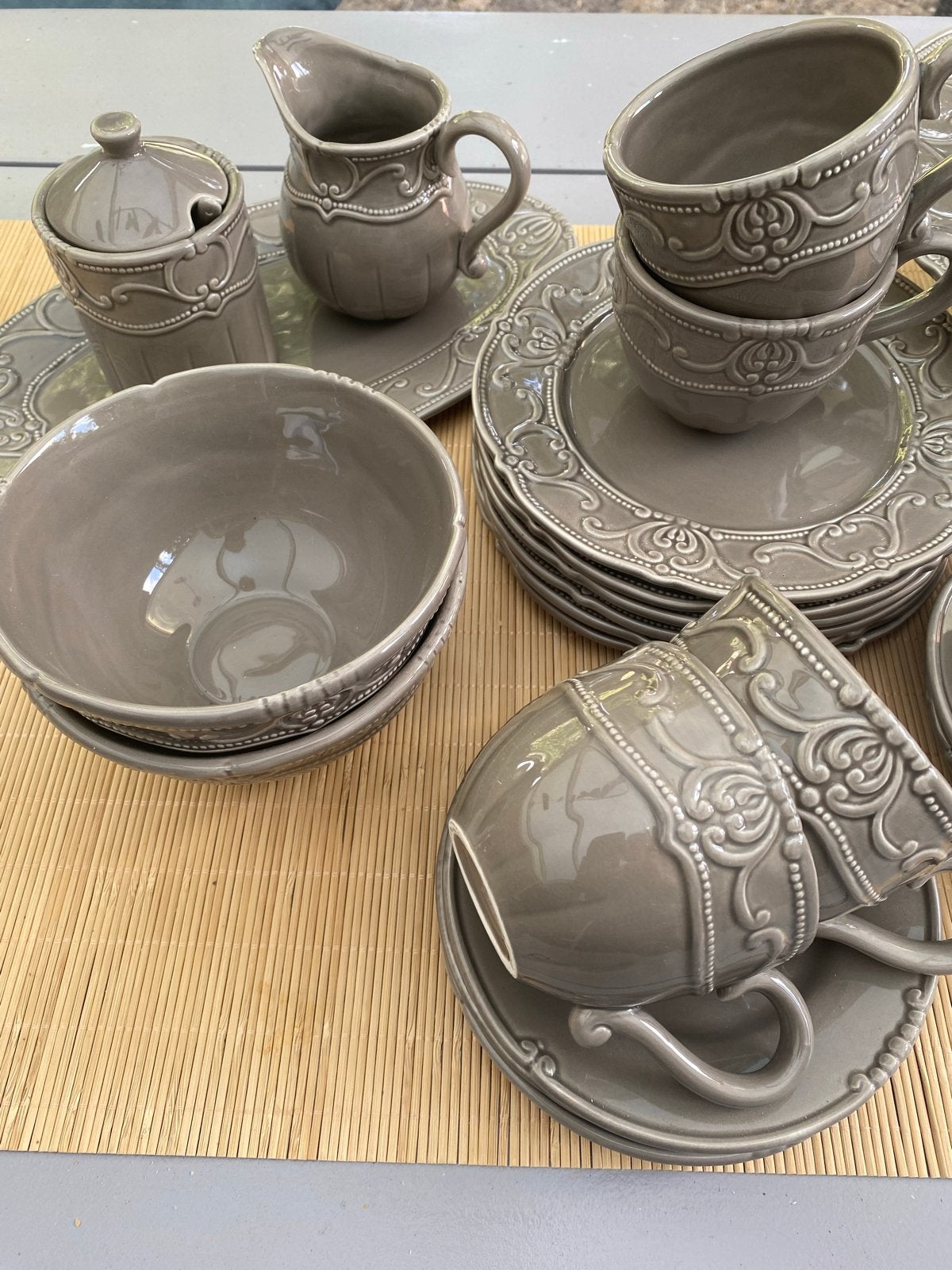 Uitgebreid Countryfield servies - Grijs, Ophalen, Overige merken, Keramiek, Vintage