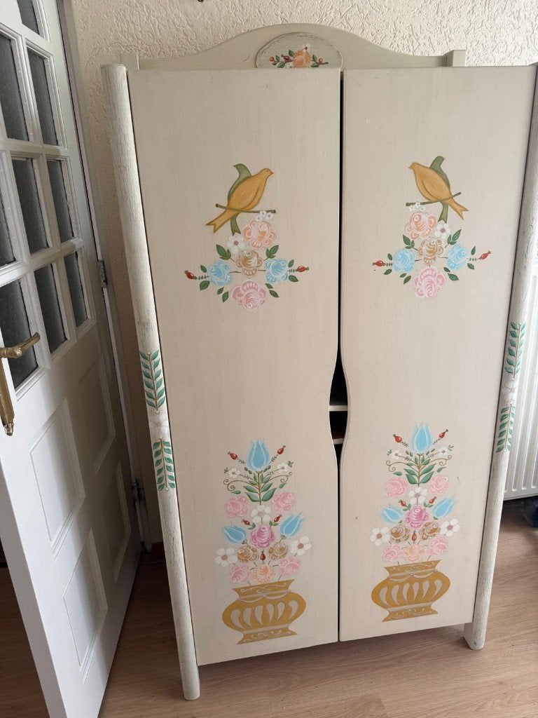 Handgeschilderd kindermeubel, Ophalen, Zo goed als nieuw, Jongetje of Meisje