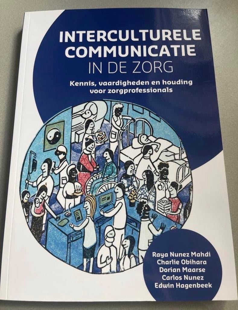 Interculturele Communicatie in de Zorg - Zorgprofessionals, Boeken, Studieboeken en Cursussen, Ophalen of Verzenden, Gamma, Zo goed als nieuw