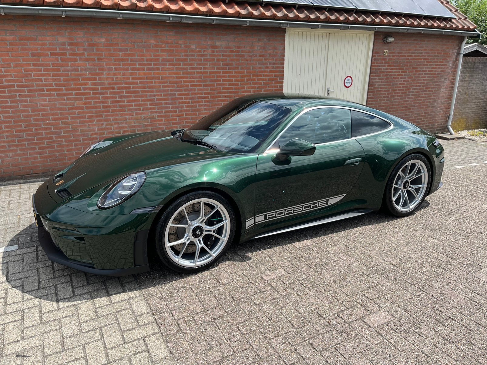 *Huisman Cars & Cleaning* auto poetsen Woerden, Auto's, Voorwielaandrijving, Zwart, 4 cilinders, Leder