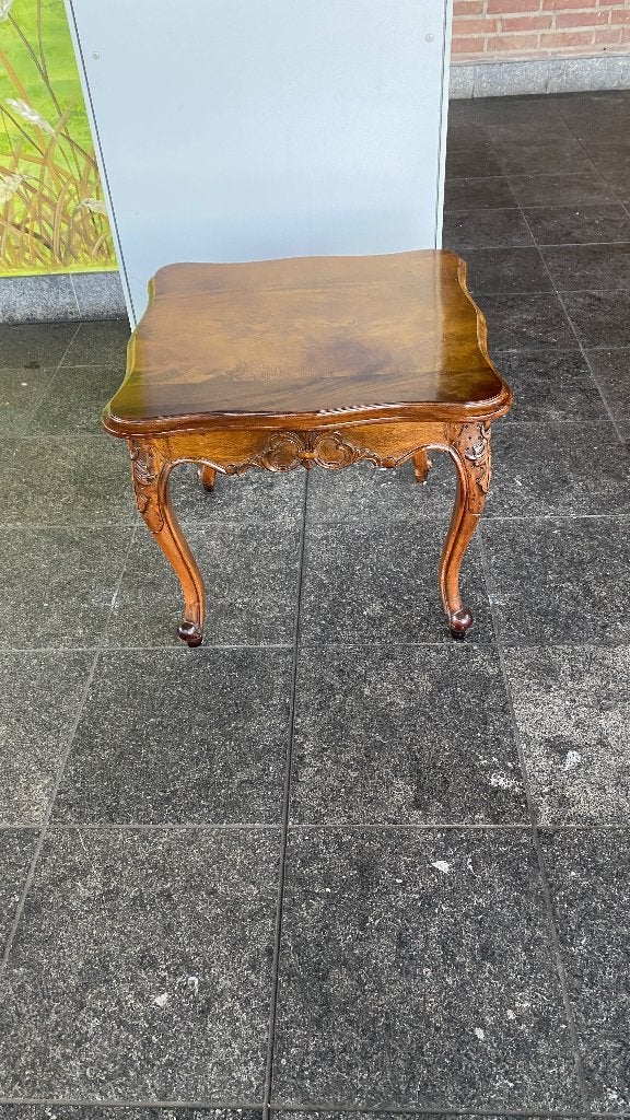salontafel, Ophalen
