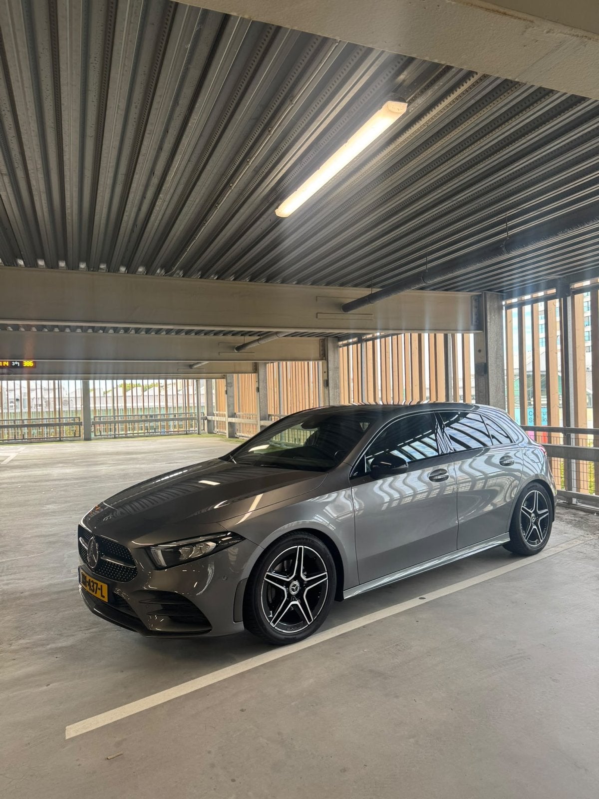 Mercedes-Benz A-Klasse A 200 NAP Full option, Auto's, 4 cilinders, 163 pk, Origineel Nederlands, 75 €/maand