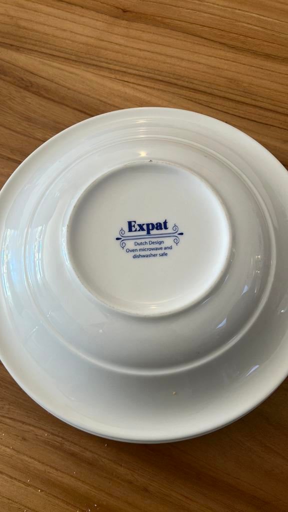 Expat 6 diepe borden, Ophalen, Zo goed als nieuw, Porselein, Bord of Schaal