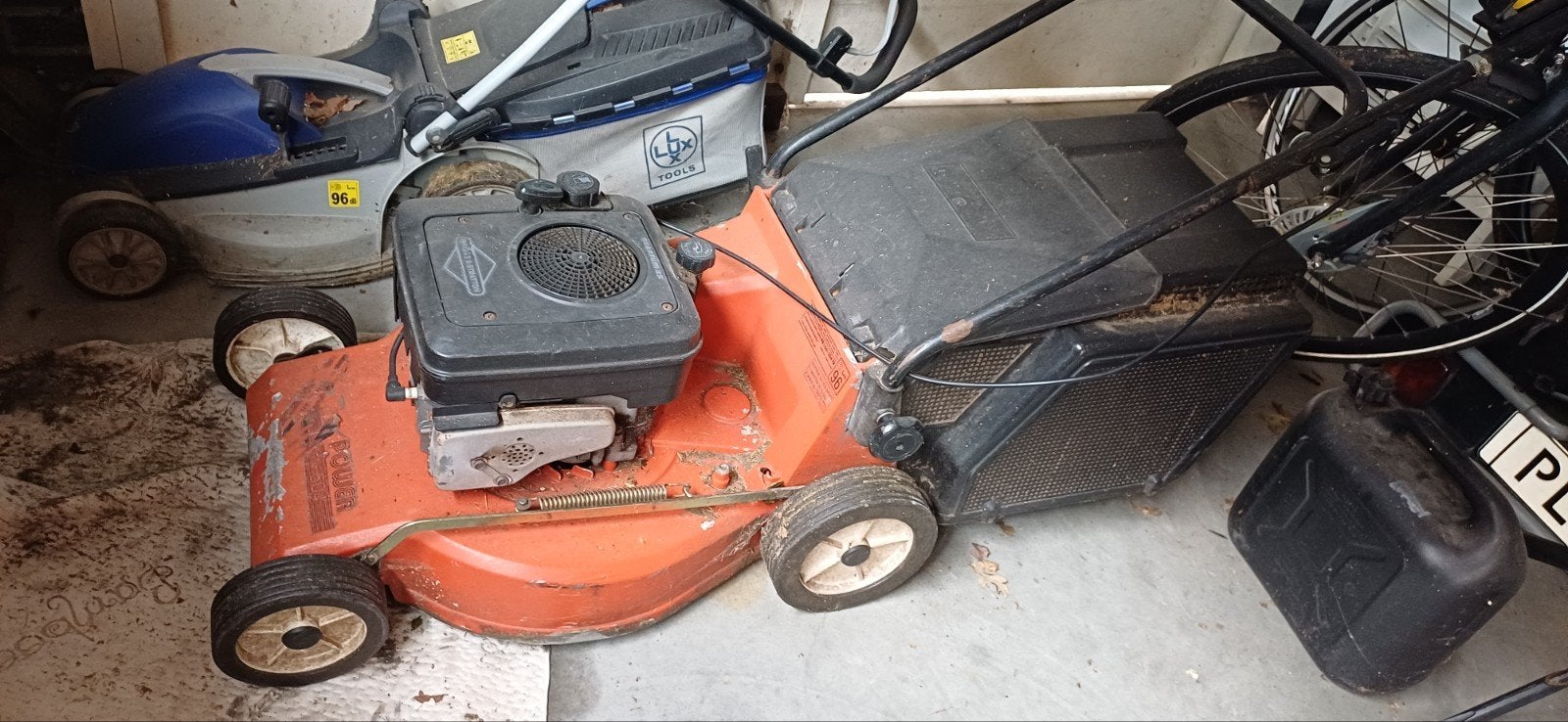Gebruikte grasmaaier met benzinemotor, Ophalen, Gebruikt, Opvangbak, Benzine-grasmaaier