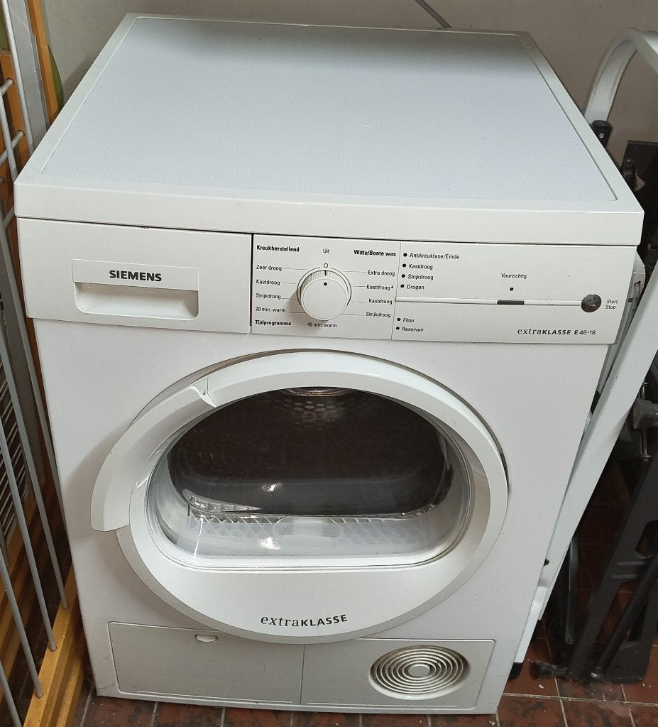 werkende Siemens wasdroger Extraklasse E46-18 condensdroger, Ophalen, 6 tot 8 kg, Zo goed als nieuw, Voorlader