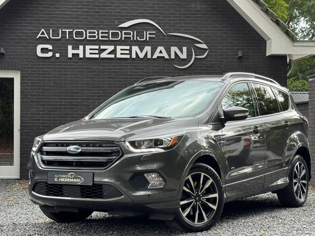 Ford Kuga 1.5 184PK 4WD ST Line 1e eigenaar Automaat Alcanta, Auto's, Ford, Automaat, Gebruikt, Zwart, 4 cilinders