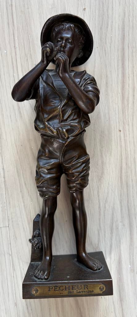 Antiek bronzen beeldje “Pecheur” – A.J. Lavergne – 30 cm, Antiek en Kunst, Kunst | Beelden en Houtsnijwerken, Ophalen of Verzenden