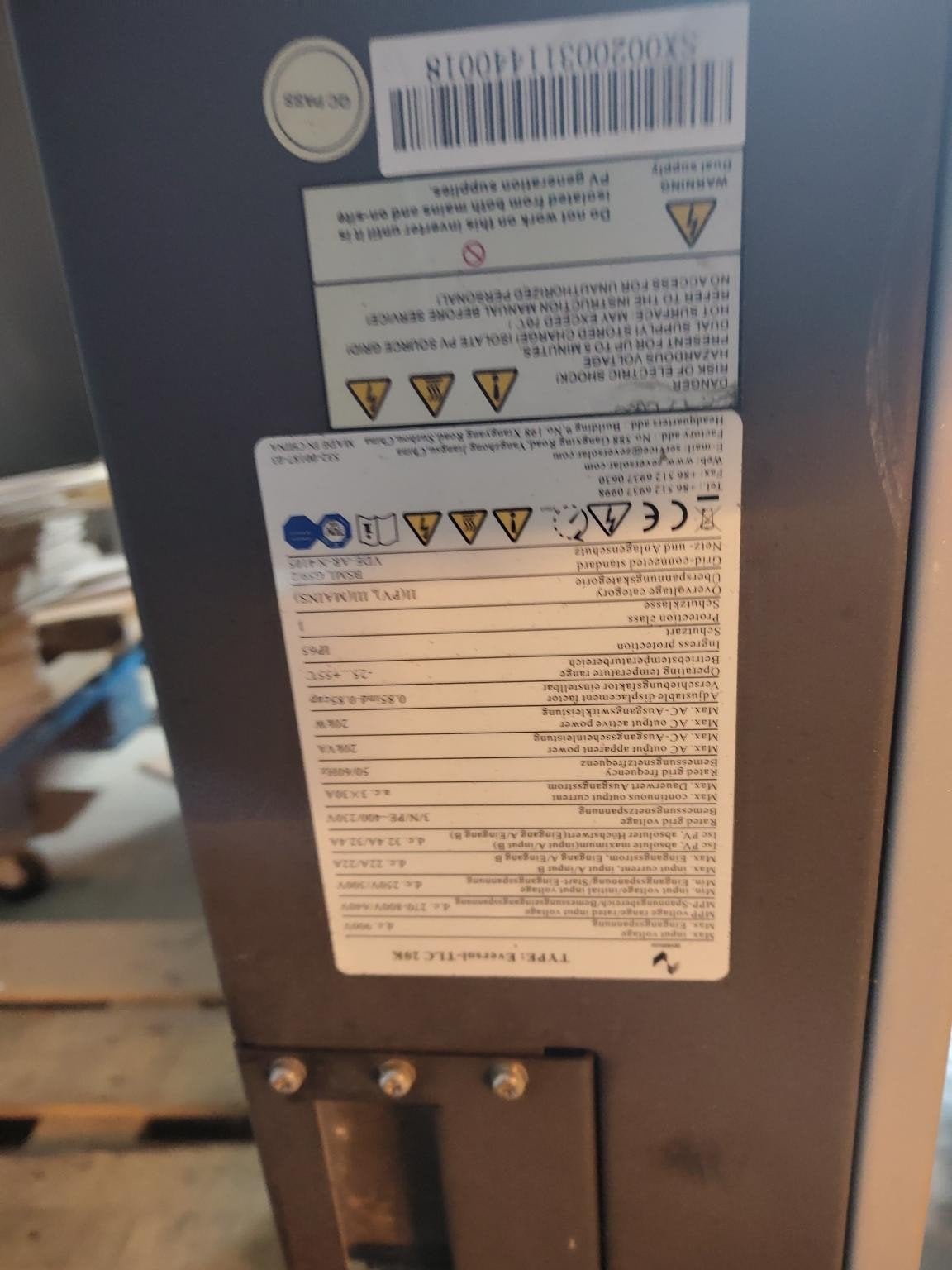 ZeverSolar Zeverlution 15K omvormer - 140 Wp, Ophalen of Verzenden, Gebruikt, Overige typen, 100 tot 200 wattpiek