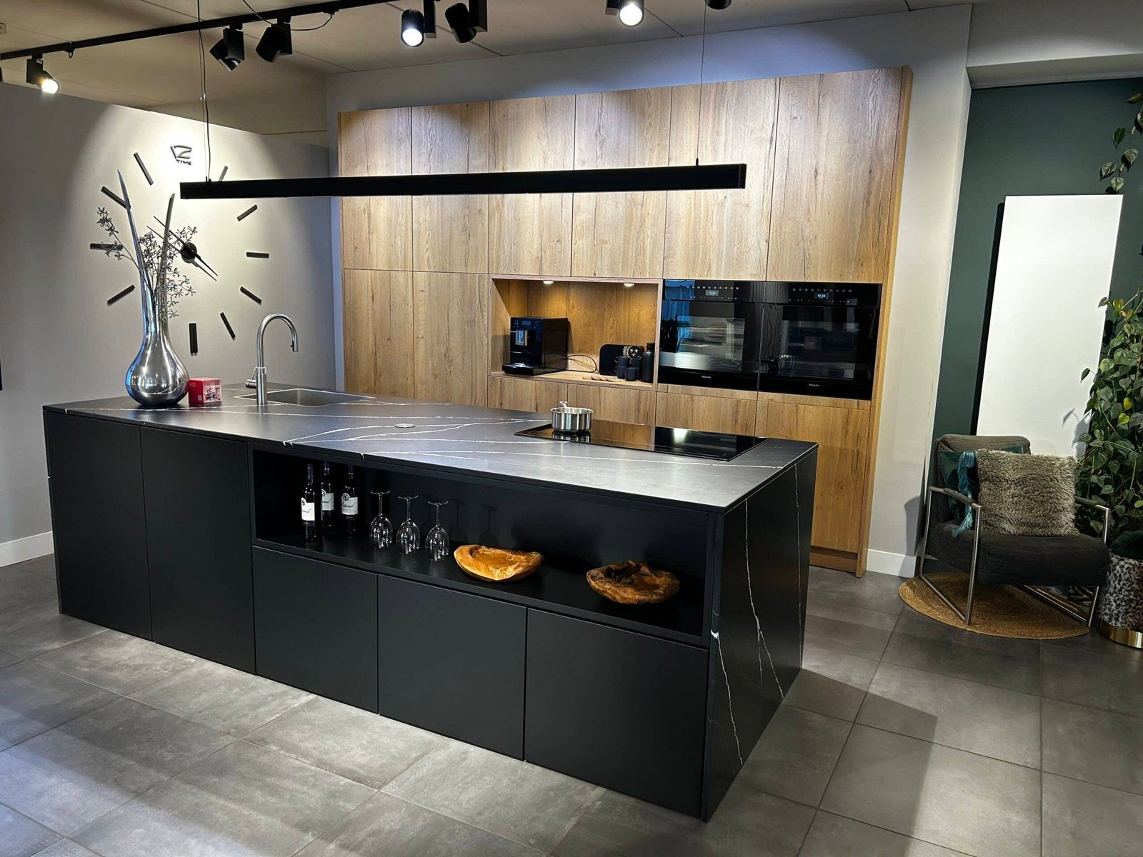 Luxe Showroom keuken incl. Miele apparatuur, Huis en Inrichting, Keuken | Complete keukens, Ophalen, Zwart, Overige typen, Nieuw