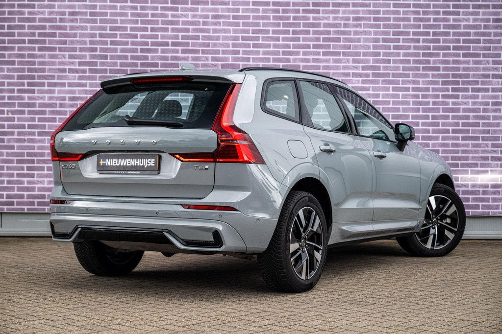 Volvo XC60 2.0 T6 Plug-in hybrid AWD Plus Dark | Facelift |, Auto's, Volvo, Automaat, 12 maanden, Gebruikt, Euro 6